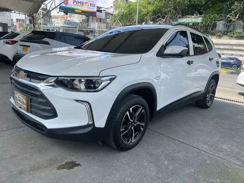 Chevrolet TRACKER 2023  TURBO LS MT 1200CC 4X2
