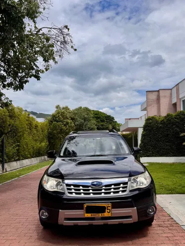 Vendo camioneta Subaru Forester Full Equipo modelo 2011