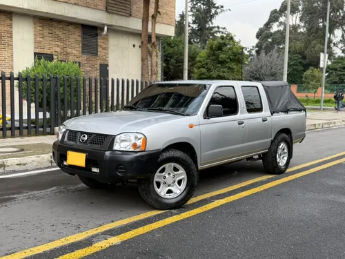 Nissan Frontier NP300 2015