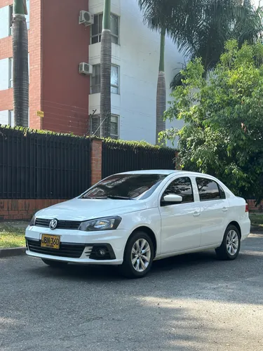 VOLKSWAGEN VOYAGE 2017