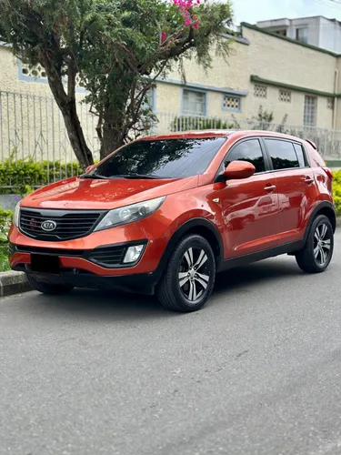 KIA SPORTAGE REVOLUTION 4x4 2012