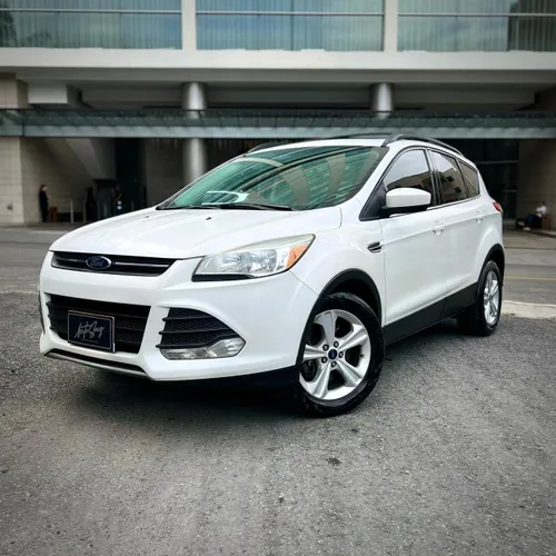 FORD ESCAPE SE BLANCO 2.0 2015 AT