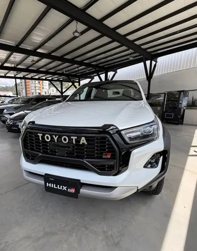Toyota Hilux Gr 2026 0kms Entrega Inmediata 