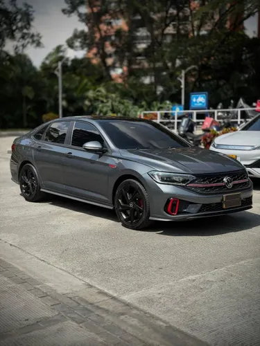 Volkswagen Jetta 2.0 GLI 2024