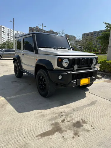 Suzuki Jimny MT 1.5 