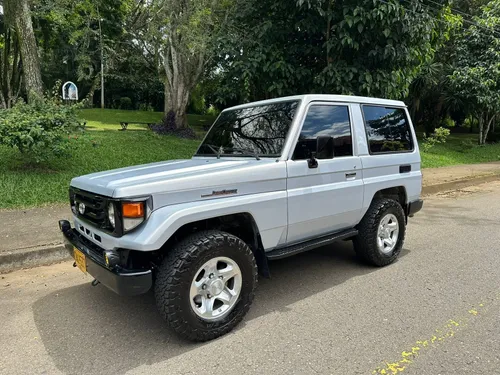 Toyota Macho 4.5 2005