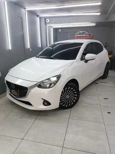 Mazda 2 touring 2016