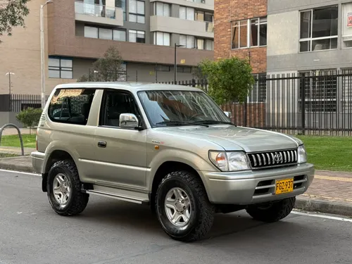 TOYOTA PRADO SUMO 