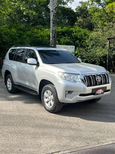 TOYOTA PRADO TXL UNICO DUEO 