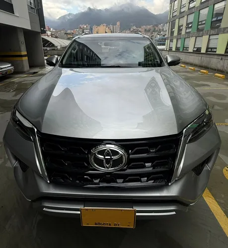 Toyota Fortuner SRV 2022