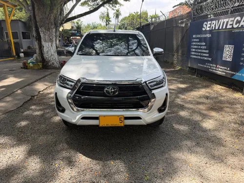 Toyota Hilux SRV 2.8 Blindaje 2
