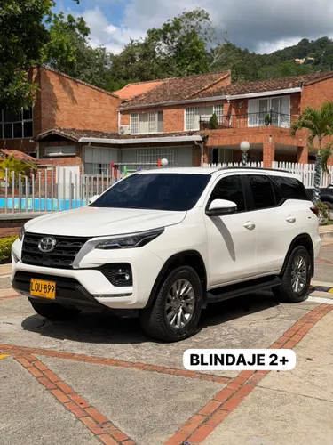 Toyota Fortuner 2.8 diesel 4x4 blindada 
