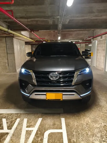 Toyota fortuner 4x4 v6 4.0 gasolina