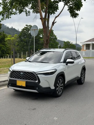 Toyota Corolla Cross seg Híbrida 2022