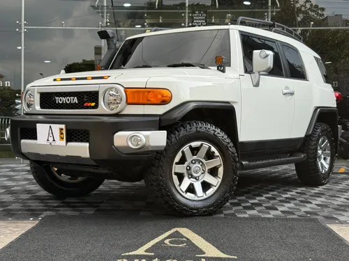 Toyota FJ Cruiser