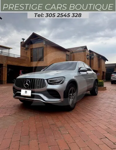 Mercedes Benz GLC300 coupe híbrida 