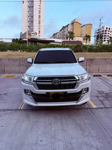 Toyota Lc200 2016 Executive Lounge diésel 