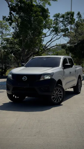 Nissan Frontier NP300 2018 gasolina 4x2