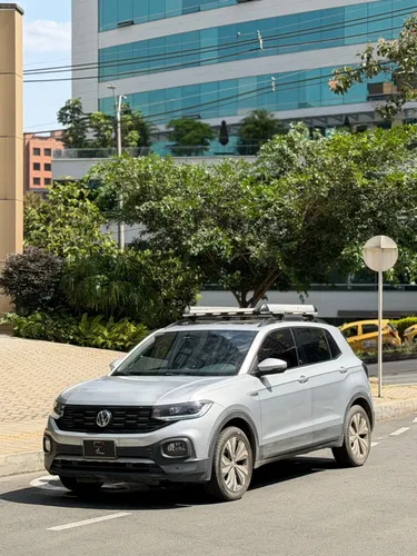 Volkswagen  T-Cross Highline 1.6cc