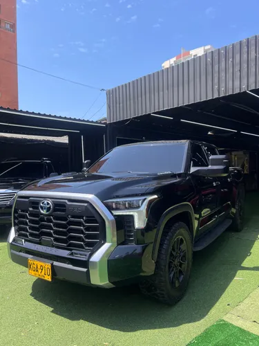 Toyota Tundra 2023 Hibrida Blindada
