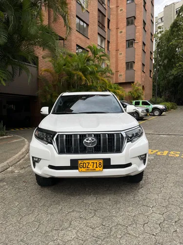 Toyota Prado Txl gasolina 