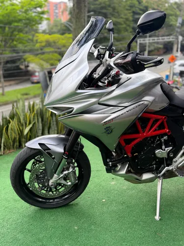 MV AGUSTA TURISMO VELOCE 800