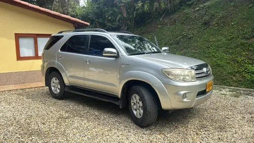Toyota Fortuner urbana 4x2