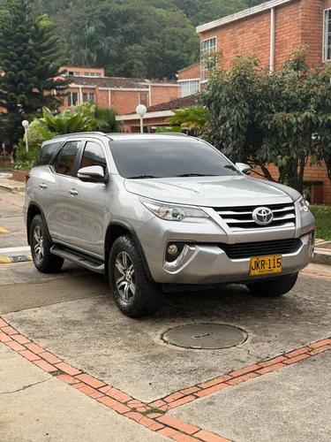 Toyota Fortuner 2.7 gasolina 
