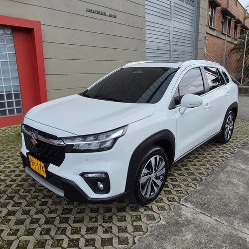 Suzuki scross 2026 hibrida. 1.4T hybrid  Automática
