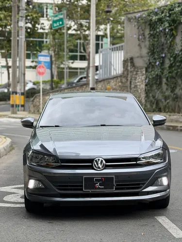 Volkswagen Virtus Highline 1.6cc