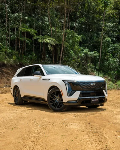 Cadillac Escalade Iq Sport 2