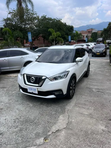 NISSAN KICKS EXCLUSIVE