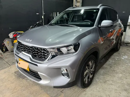 Kia Sonet Vibrant 2023