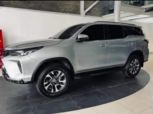 Toyota Fortuner SRV 2026