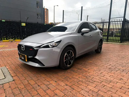 MAZDA 2 GRAN TOURING LX