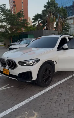 BMW X6 40i
