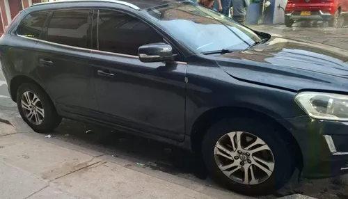 Volvo xc60 vendo permuto