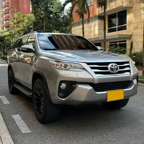 Toyota Fortuner 2017 diesel 4x4 2.8 