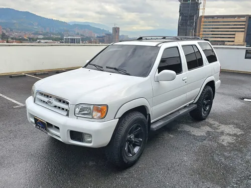 Nissan Pathfinder S.E 3.5L