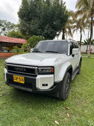 Toyota prado TXL 2.8 Diesel 2025