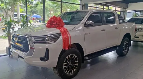 Toyota Hilux SRX 2023
