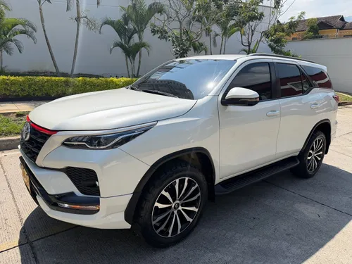 Toyota Fortuner 2.4 Diesel Sr modelo 2021