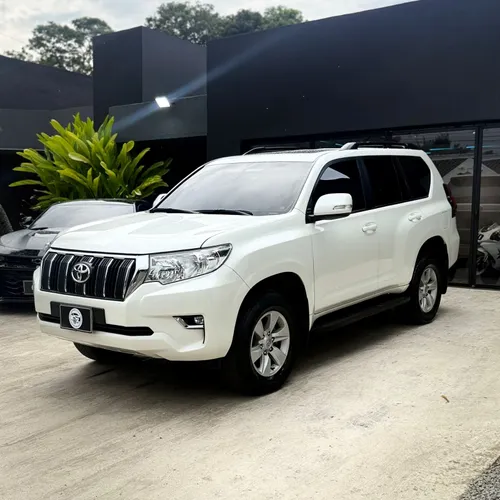 Toyota Prado TXL - 2024