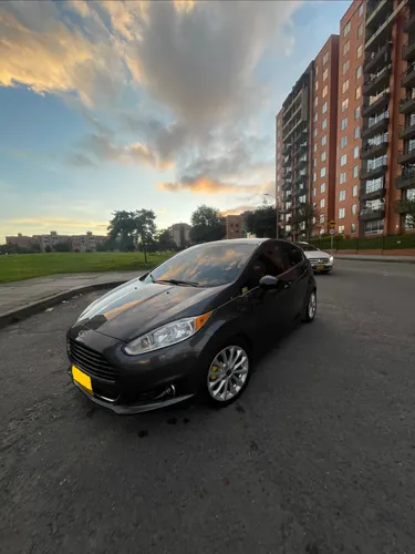 Ford Fiesta Titanium 