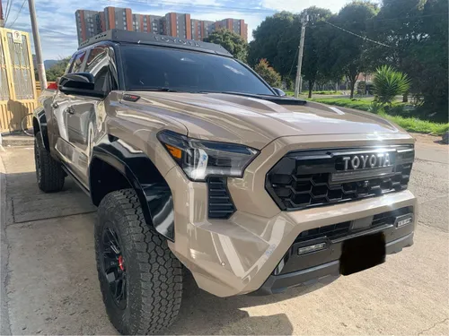 Toyota TACOMA TRD PRO Híbrida Blindada 