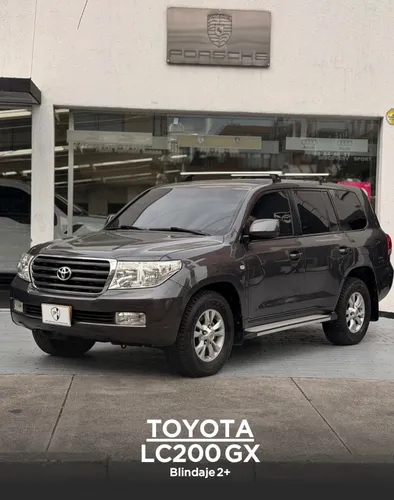 Toyota LC200 Sahara GX