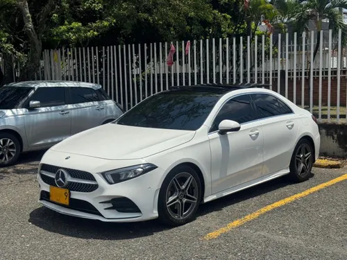 MERCEDES BENZ A200 sedan 