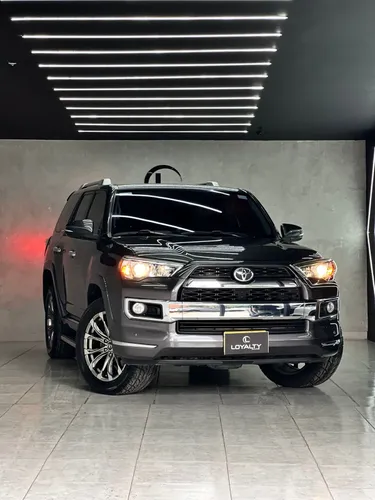 Toyota 4Runner Limited