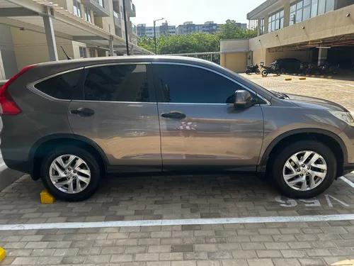 Vendo Honda CR-V 5DR LXC 2WD CVT