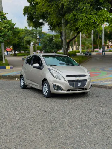 Chevrolet SPARK GT LTZ 2015